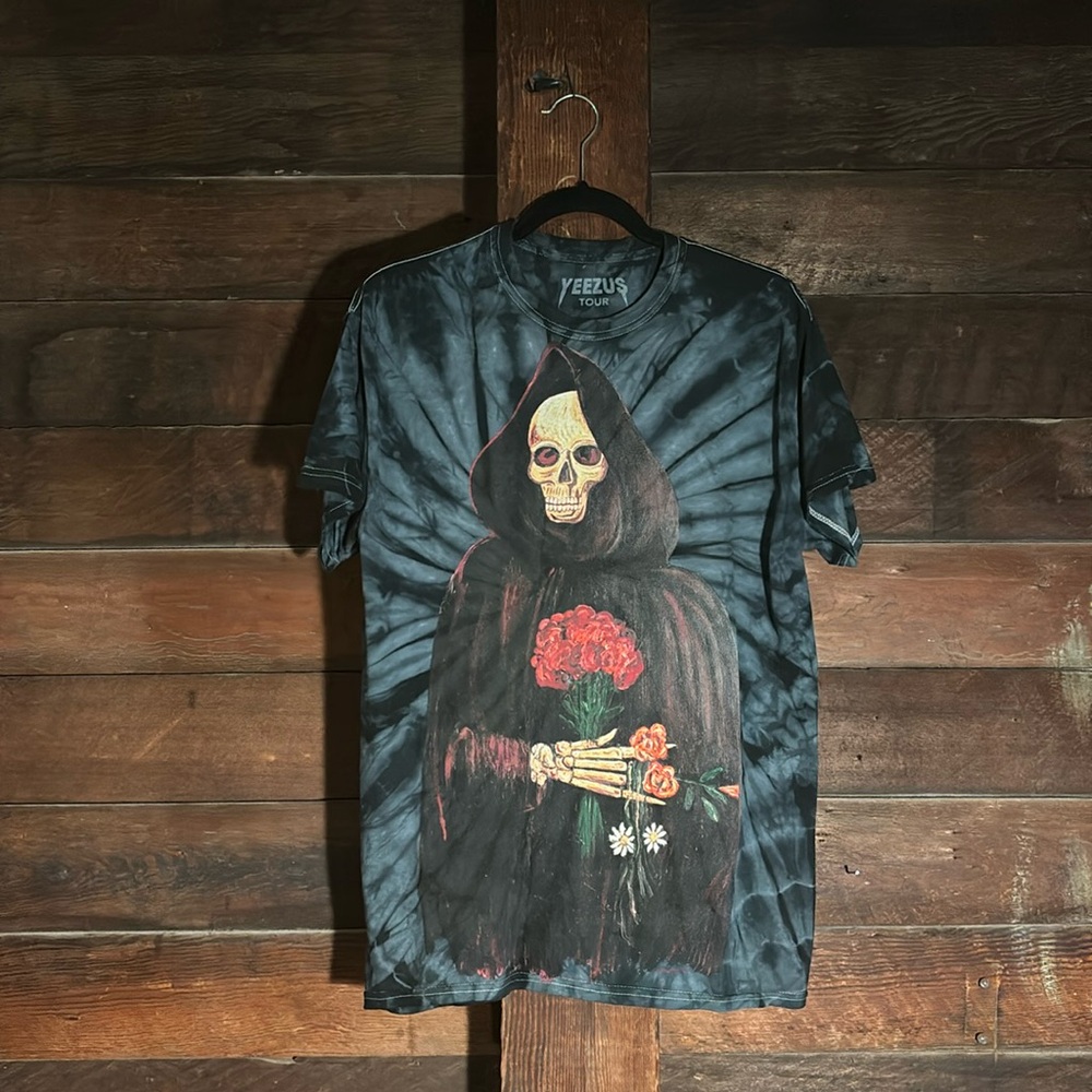 yeezus tour tee